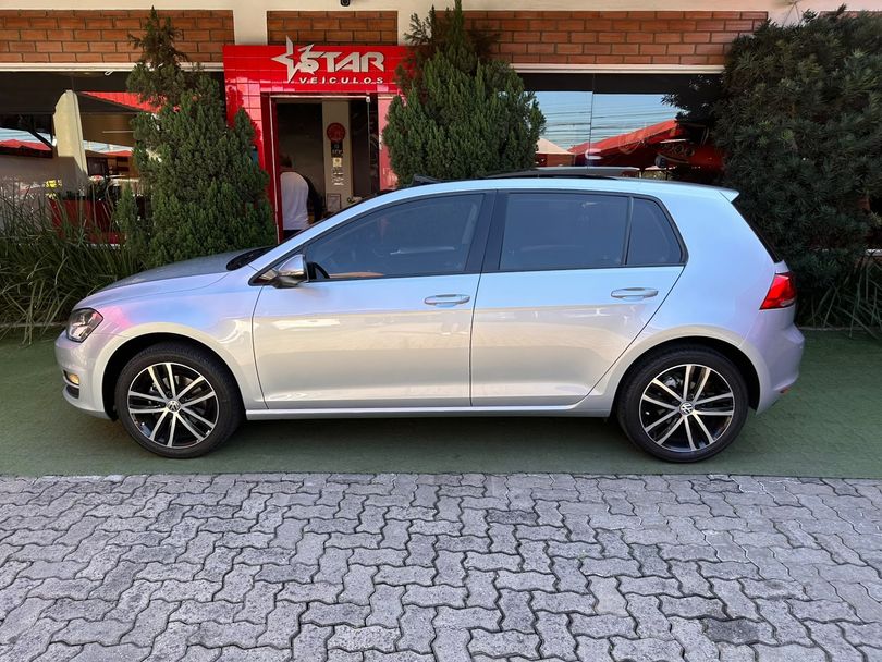 VolksWagen Golf Comfortline 1.0 TSI Total Flex Mec.