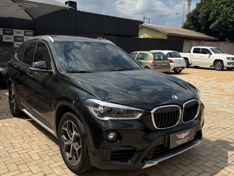 BMW X1 SDRIVE 20i X-Line 2.0 TB Active Flex