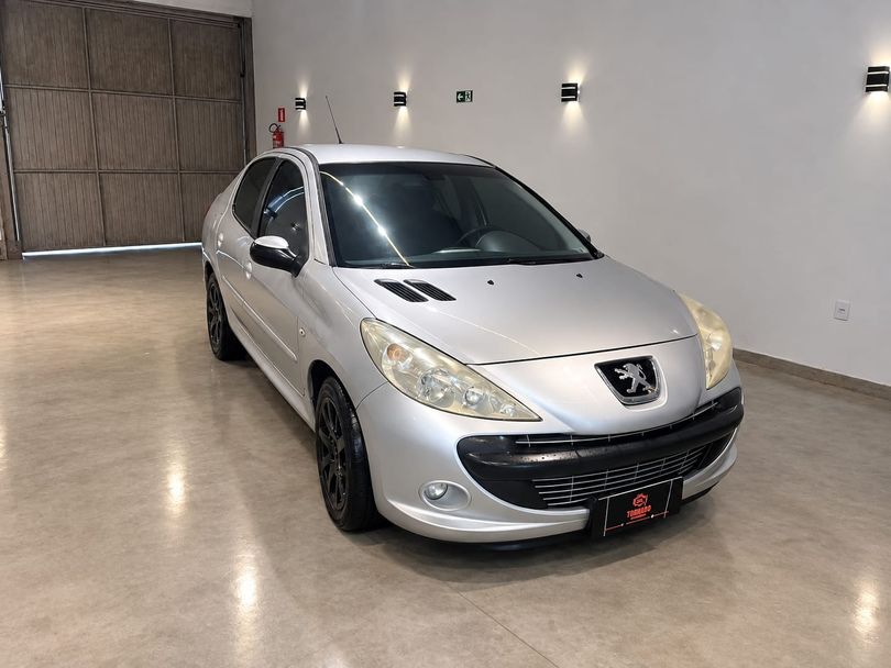 Peugeot 207 Sedan Passion XS 1.6 Flex 16V 4p