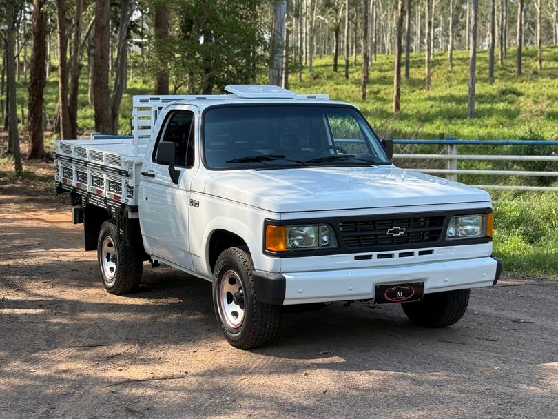 Chevrolet D-20 S / Luxe 3.9/4.0 Diesel