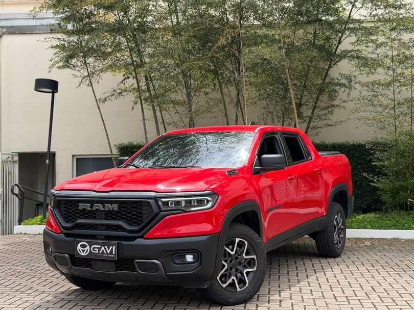 RAM RAMPAGE REBEL IGNIT. 2.0 TB CD 4X4 Aut.