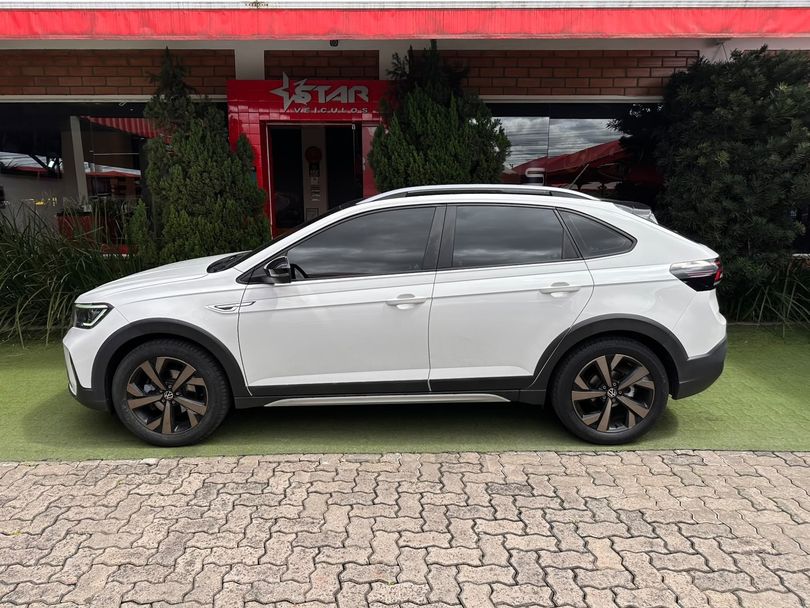 VolksWagen Nivus Highline 1.0 200 TSI Flex Aut.