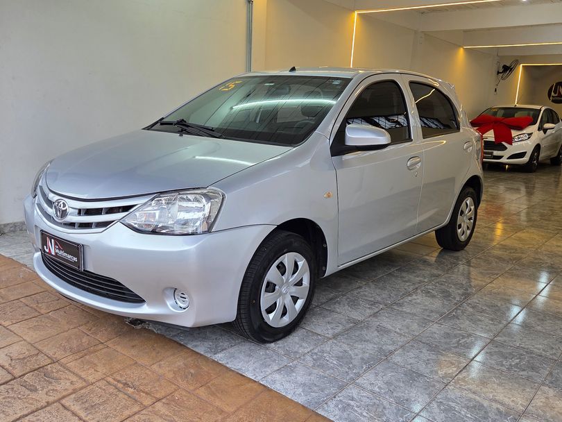 Toyota ETIOS X 1.3 Flex 16V 5p Mec.