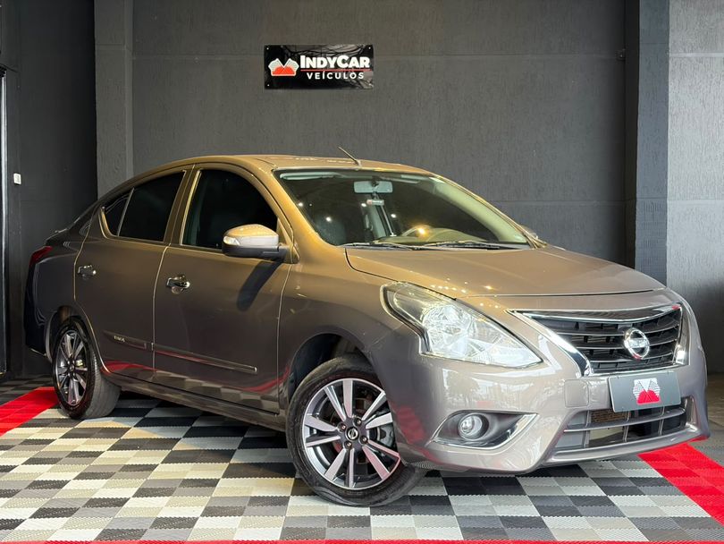 Nissan VERSA SL 1.6 16V FlexStart 4p Aut.