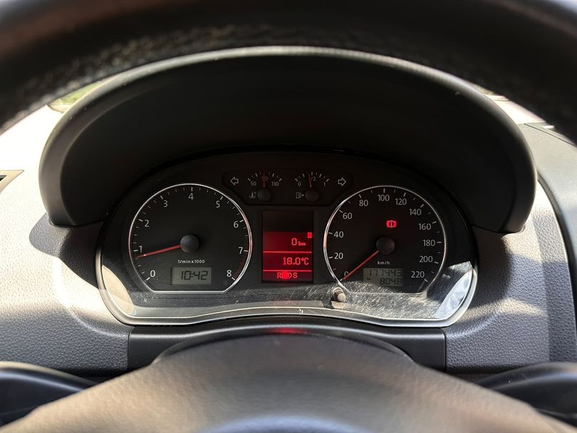VolksWagen Polo Sedan I MOTION  1.6 Total Flex  4p