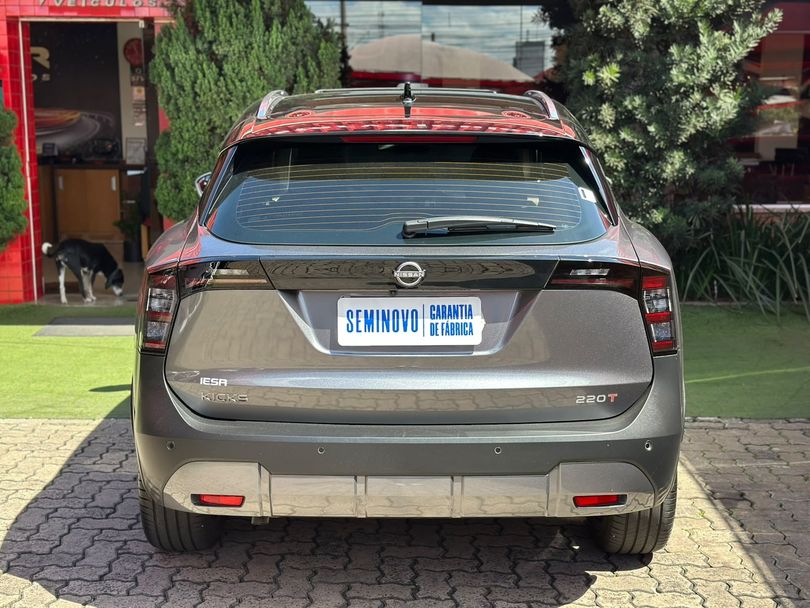 Nissan KICKS Platinum 1.0 Turbo Flex Aut.