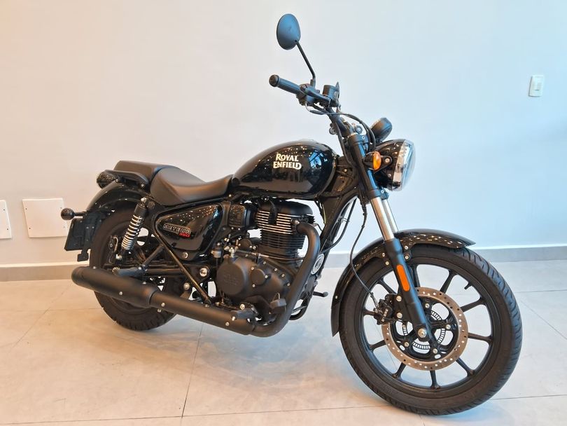 Royal Enfield Meteor 350 Fireball 