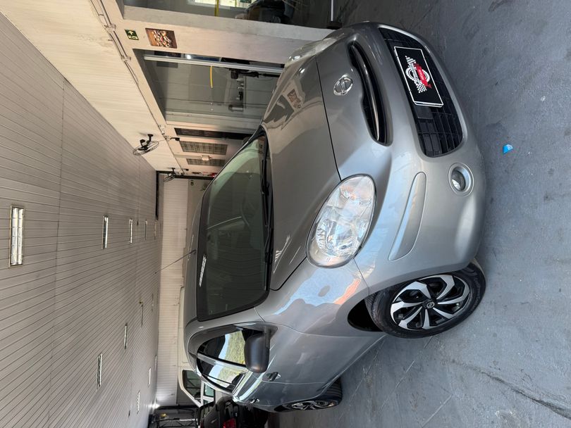 Nissan MARCH 1.0 16V Flex Fuel 5p