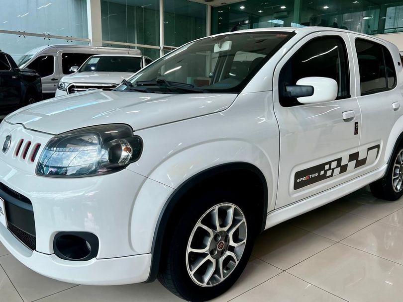 Fiat UNO SPORTING 1.4 EVO Fire Flex 8V 4p