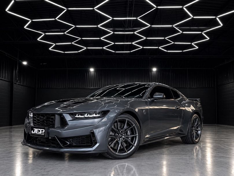 Ford Mustang Dark Horse 5.0 V8 Aut.
