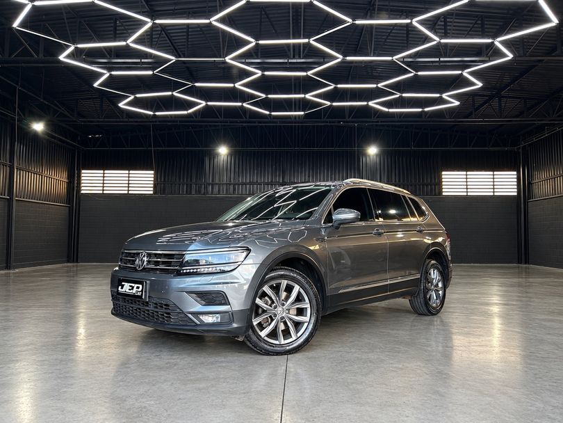 VolksWagen TIGUAN Allspac Comf 250 TSI 1.4 Flex