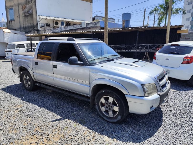Chevrolet S10 P-Up Executive 2.4 MPFI F.Power CD