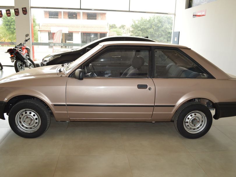 Ford Escort L/LX 1.6
