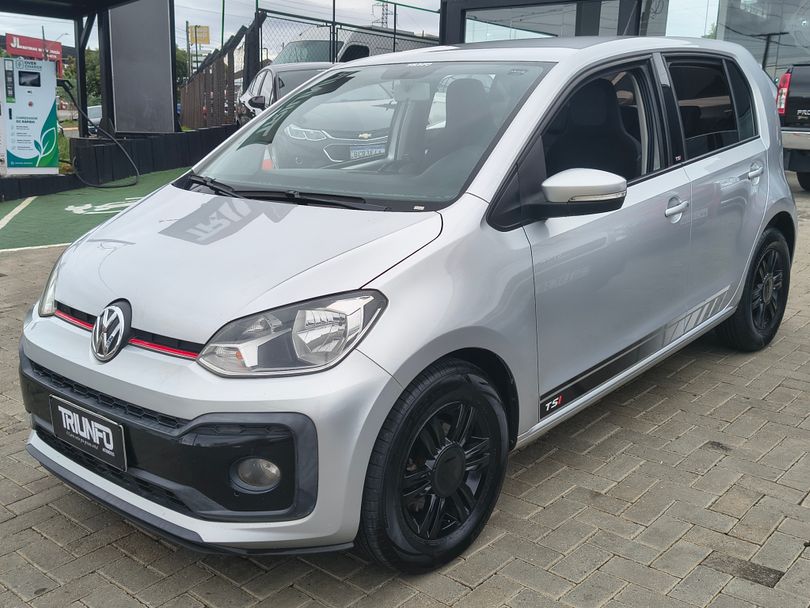 VolksWagen up! move 1.0 TSI Total Flex 12V 5p