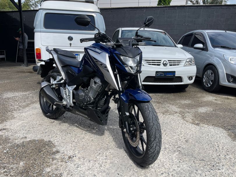 HONDA CB 300F Twister Flex