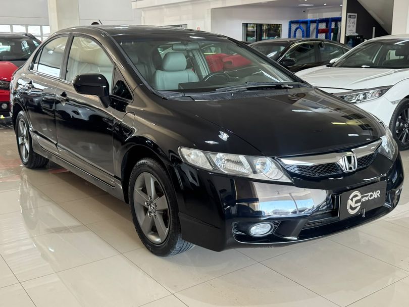 Honda Civic Sedan LXS 1.8/1.8 Flex 16V Aut. 4p