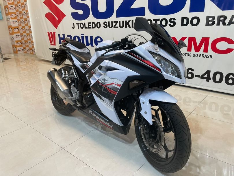 KAWASAKI NINJA 300