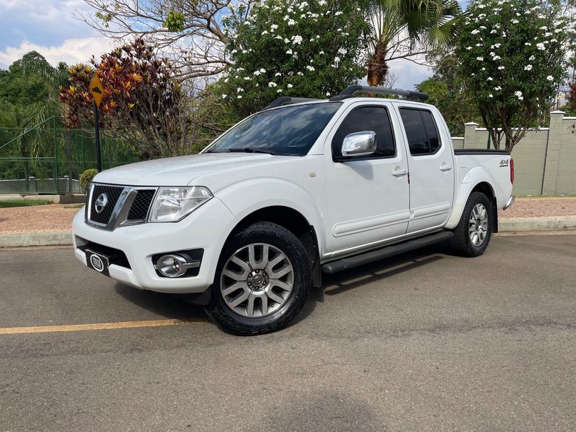 Nissan Frontier SL CD 4x4 2.5TB Diesel Aut