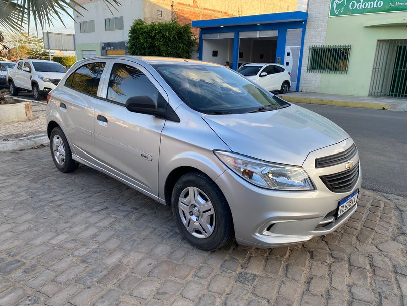 Chevrolet ONIX HATCH Joy 1.0 8V Flex 5p Mec.
