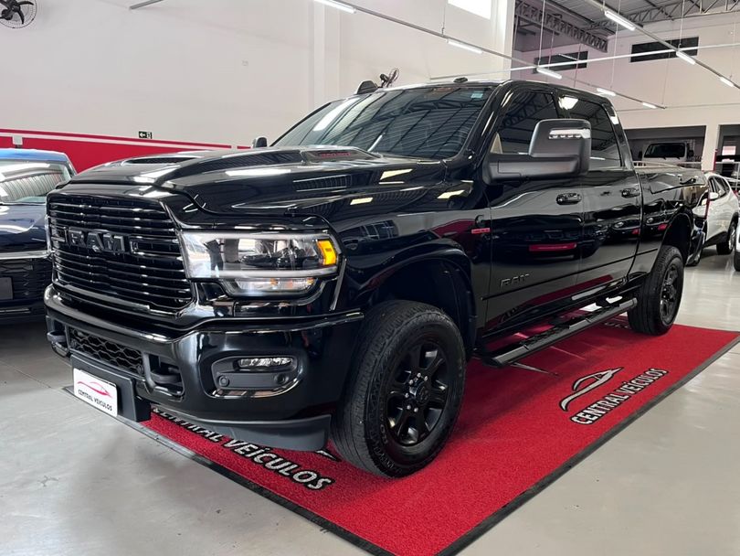 RAM 2500 LARAM. 6.7 NIGHT ED. TB CD 4x4 Die.