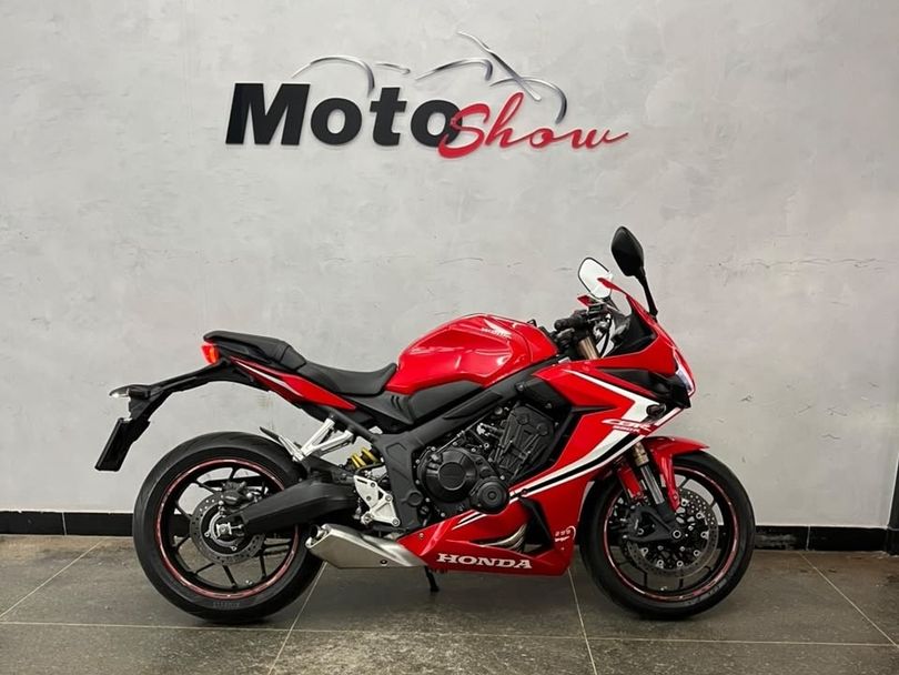 HONDA CBR 650 R