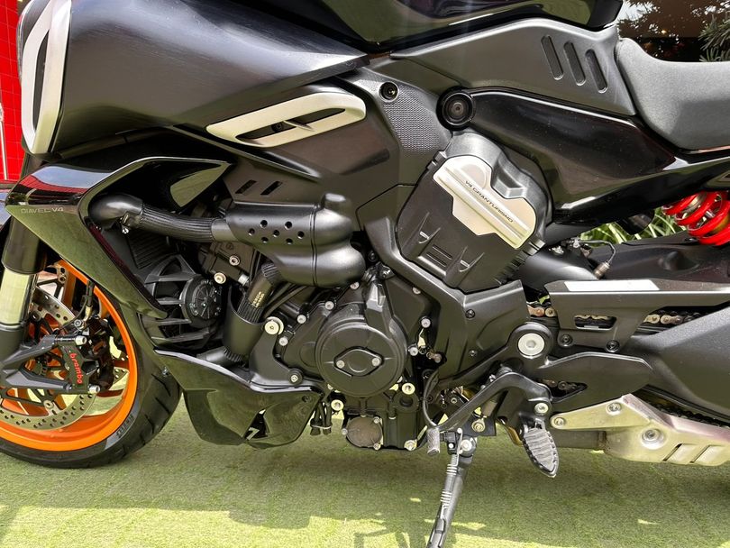 Ducati DIAVEL V4 1158