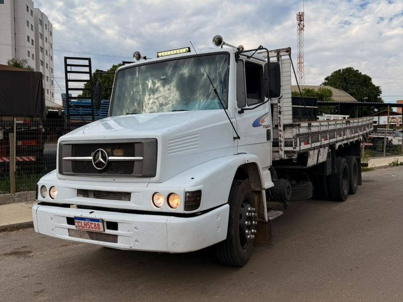 MERCEDES-BENZ L-1620 3-Eixos 2p (diesel)