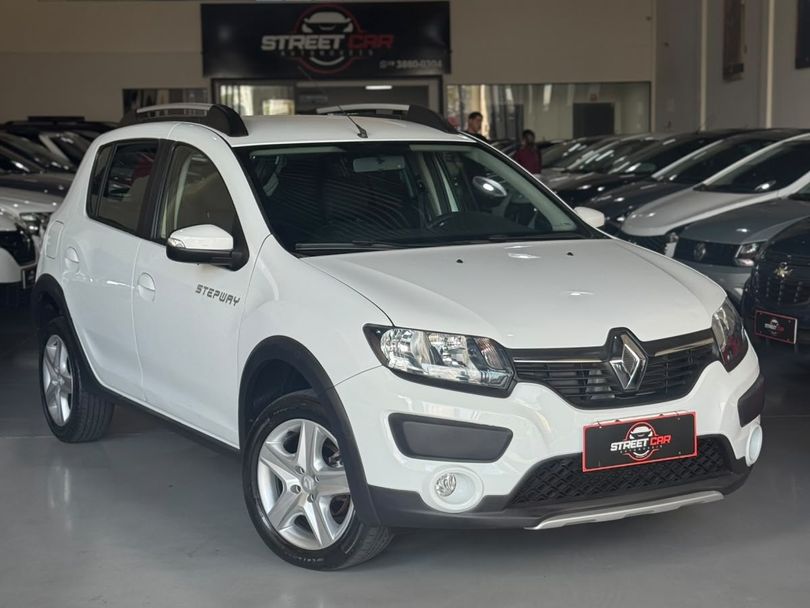 Renault SANDERO STEP. Easy R Dyn. Flex 1.6 16V