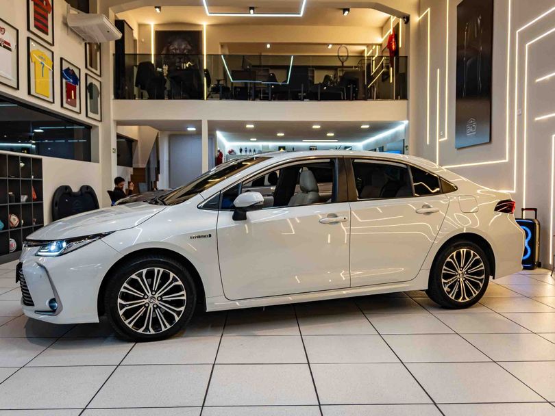Toyota Corolla Altis Prem. 1.8 Aut. (Híbrido)