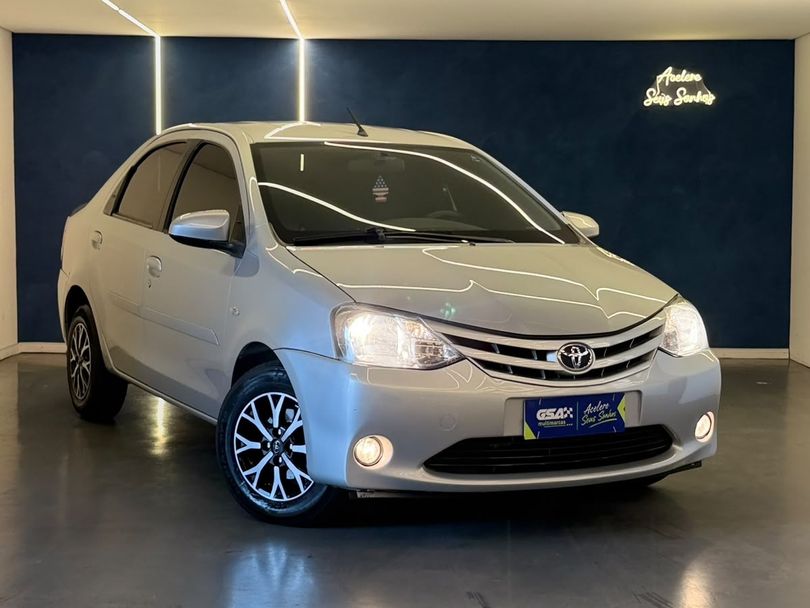 Toyota ETIOS XS Sedan1.5 Flex 16V 4p Mec.
