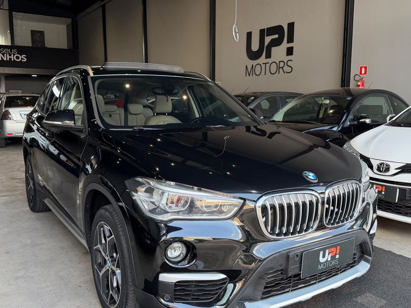 BMW X1 SDRIVE 20i X-Line 2.0 TB Active Flex