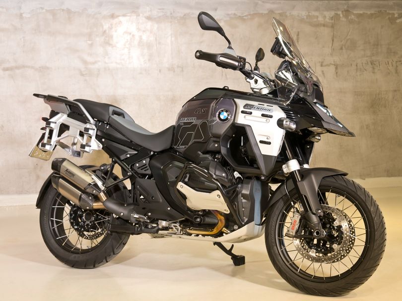 BMW R 1300 GS Adventure Triple Black ASA