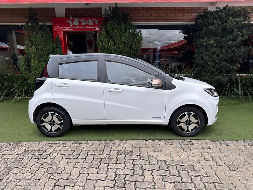 JAC e-JS1 62cv 5p Aut. (Elétrico)