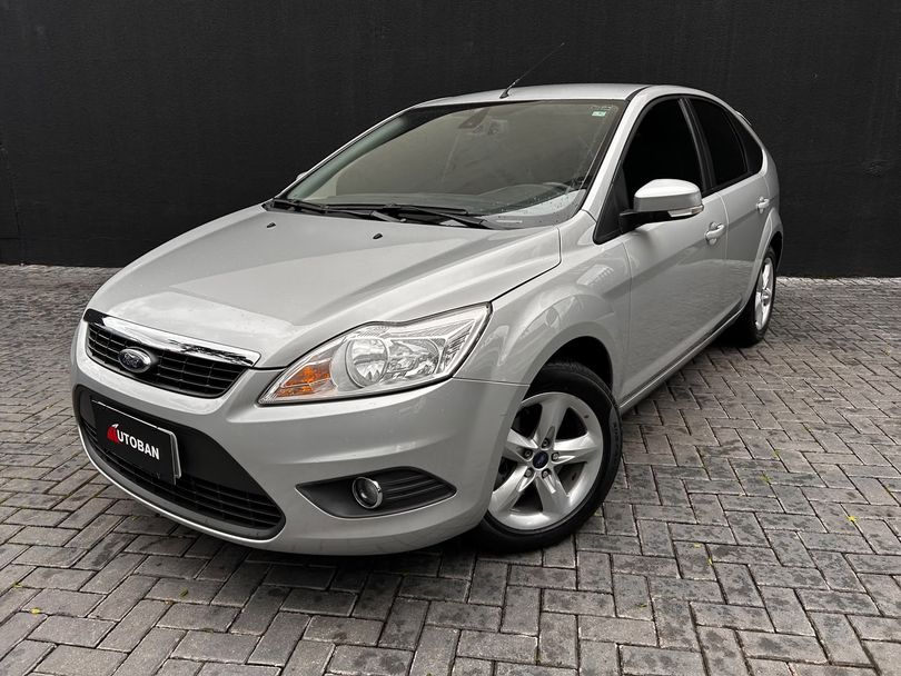 Ford Focus 2.0 16V/SE/SE Plus Flex 5p Aut.