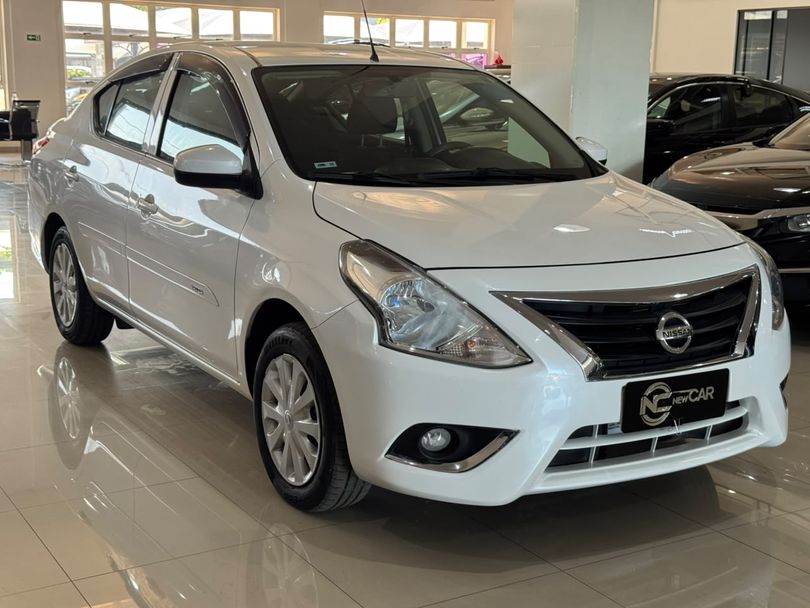 Nissan VERSA 1.0 12V FlexStart 4p Mec.