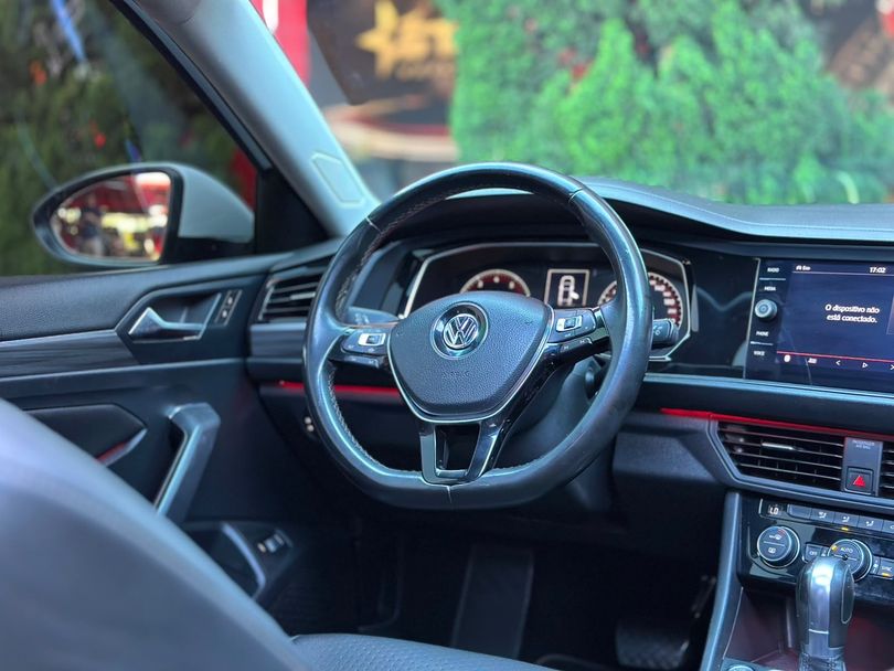 VolksWagen JETTA Comfort. 250 TSI 1.4 Flex 16v Aut.
