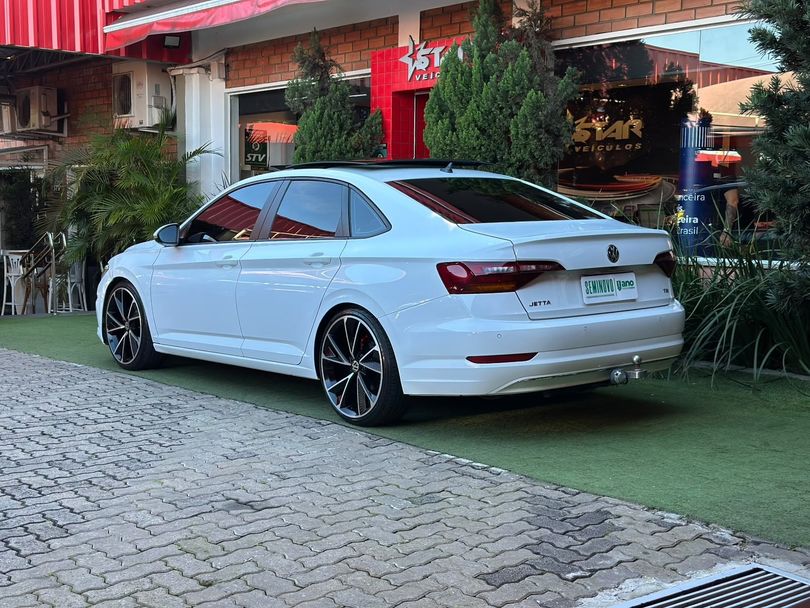 VolksWagen JETTA Comfort. 250 TSI 1.4 Flex 16v Aut.