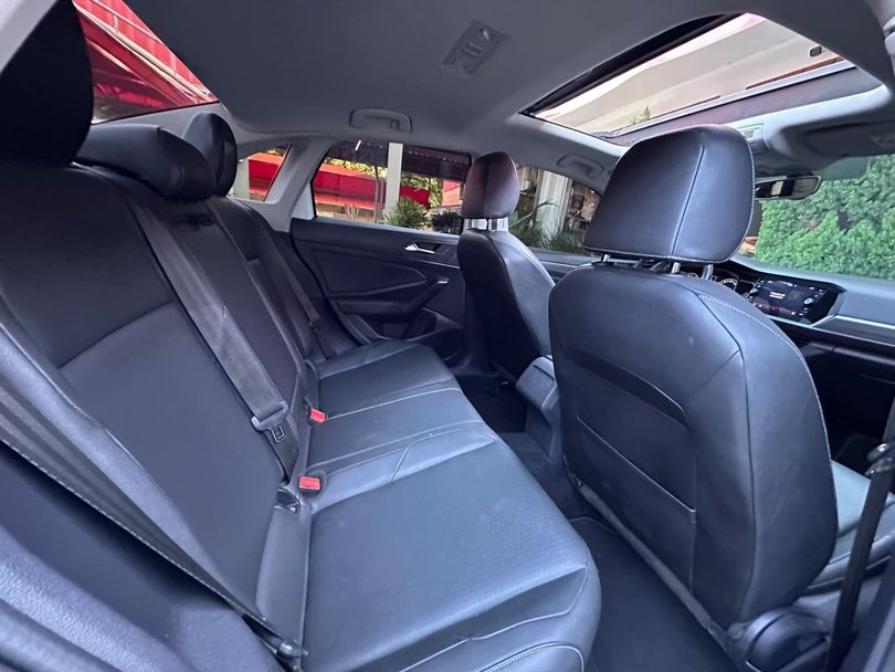VolksWagen JETTA Comfort. 250 TSI 1.4 Flex 16v Aut.