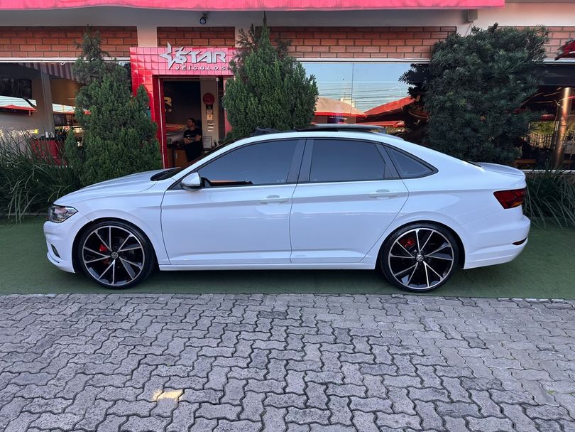 VolksWagen JETTA Comfort. 250 TSI 1.4 Flex 16v Aut.