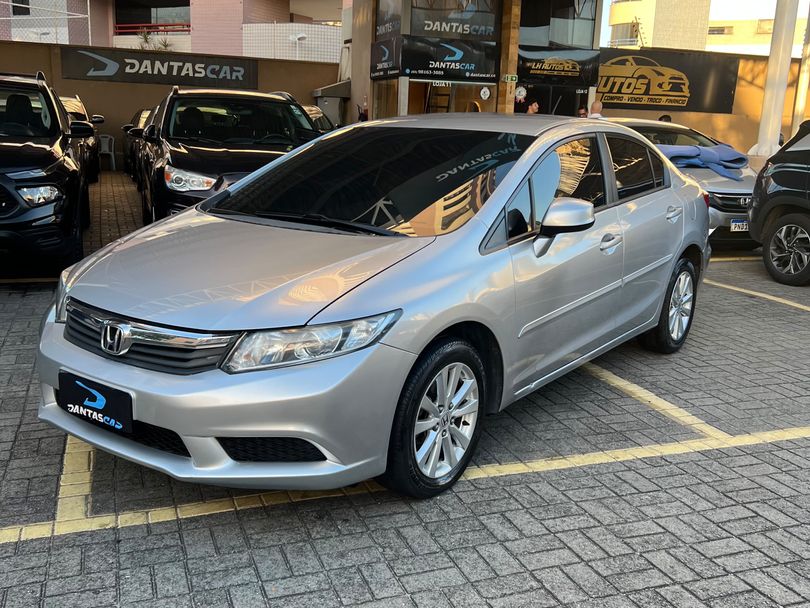 Honda Civic Sedan LXS 1.8/1.8 Flex 16V Aut. 4p