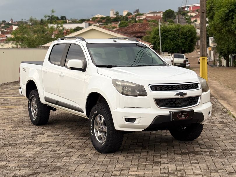 Chevrolet S10 Pick-Up LT 2.8 TDI 4x2 CD Diesel Aut
