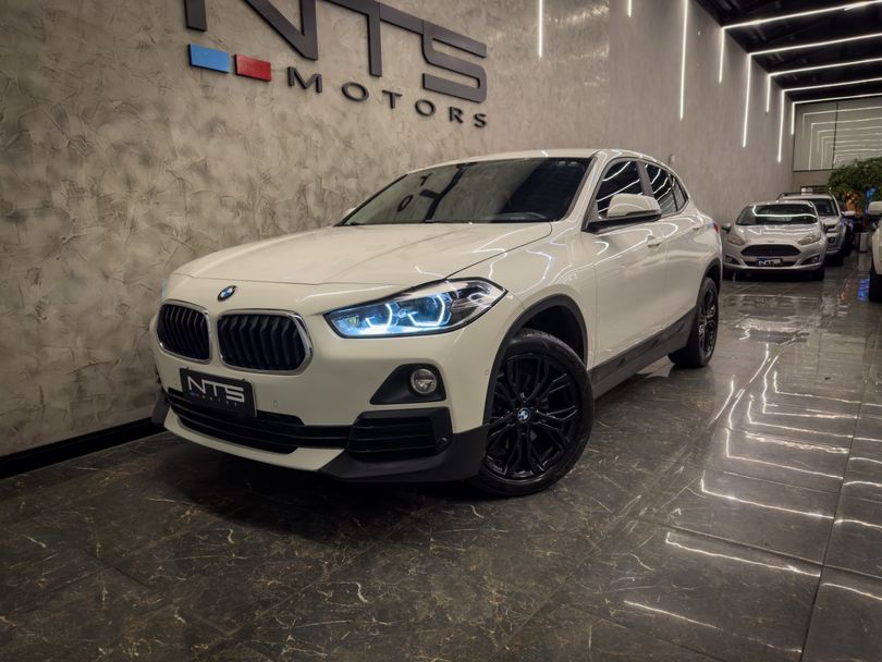 BMW X2 SDRIVE 18i 1.5 ActiveFlex 136cv Aut.