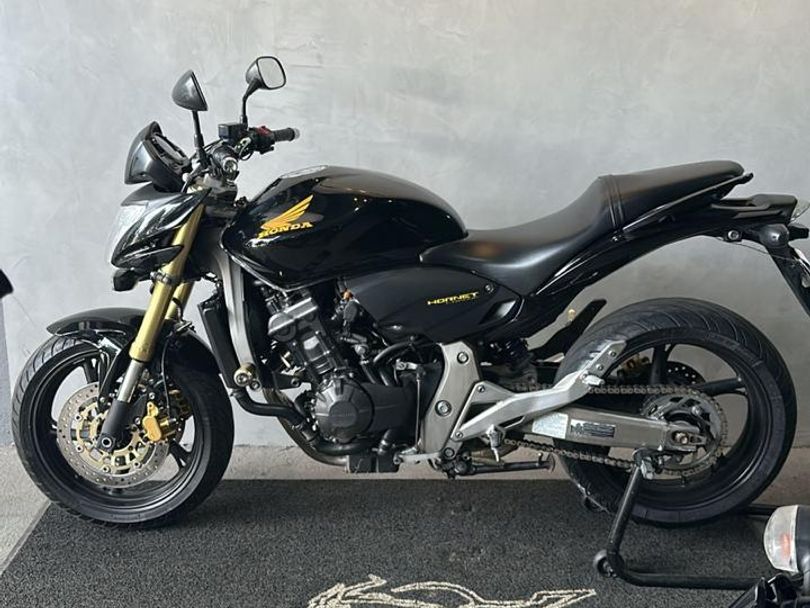 HONDA CB 600F HORNET