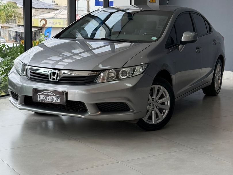 Honda Civic Sedan LXS 1.8/1.8 Flex 16V Aut. 4p