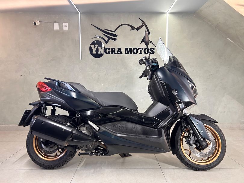 YAMAHA XMAX 250 ABS