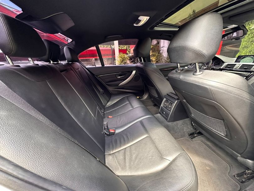 BMW 328iA M Sport 2.0 16V Flex 4p