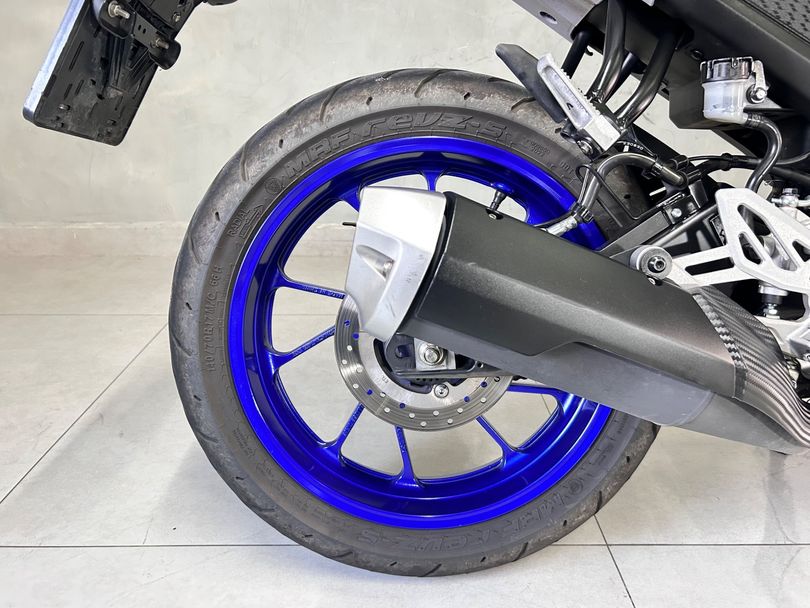 YAMAHA YZF R-15 155 ABS