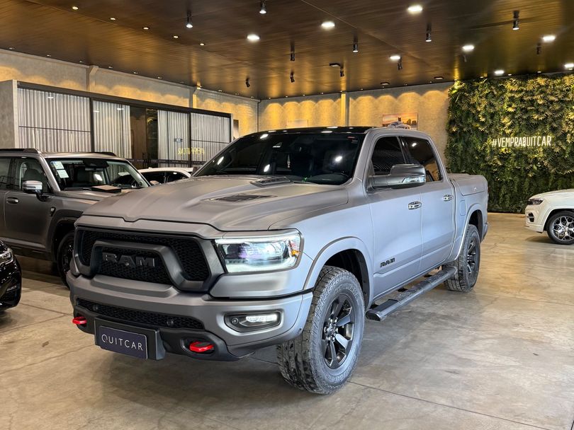 RAM 1500 REBEL 5.7 HEMI CD V8 4x4 Aut.