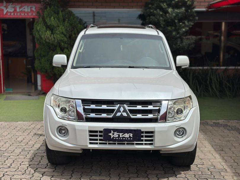 Mitsubishi Pajero HPE Full 3.2 4x4 T.I.Dies. 5p Aut