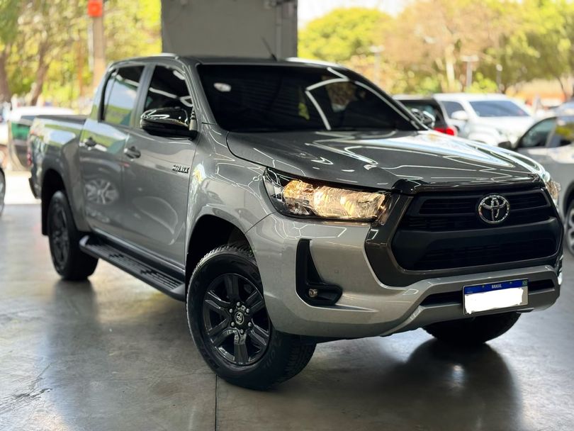 Toyota Hilux CD SR 4x4 2.8 TDI Diesel Aut.